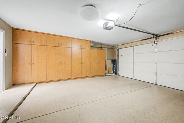 4718 W SANNA Street, Glendale, AZ 85302