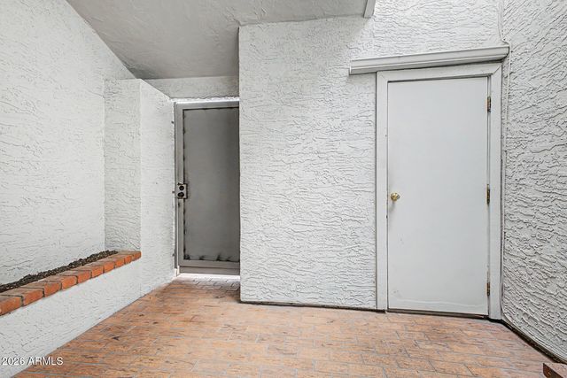 4718 W SANNA Street, Glendale, AZ 85302