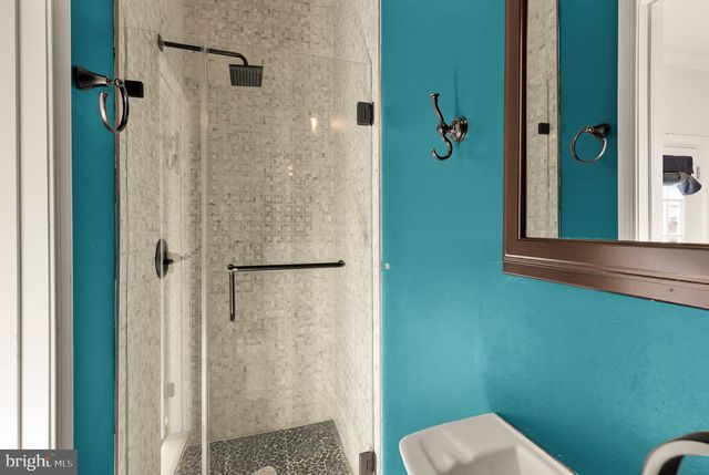 1609 LEVIS ST NE, Washington, DC 20002