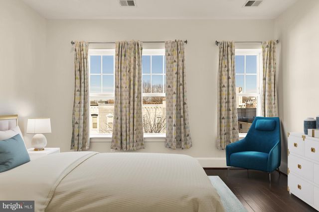 1609 LEVIS ST NE, Washington, DC 20002