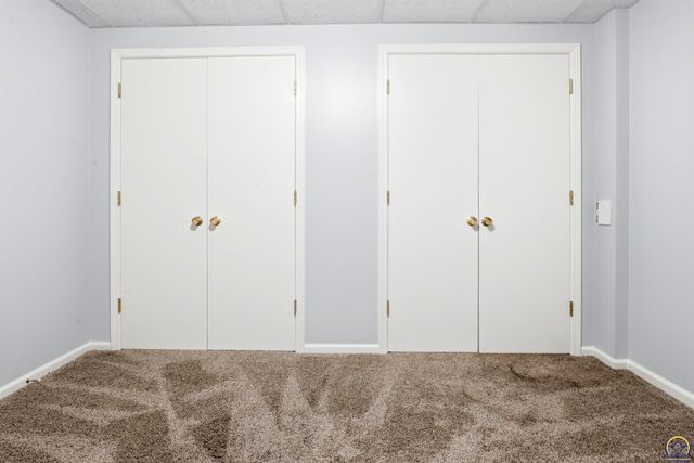 2319 SW Mayfair PL, Topeka, KS 66611