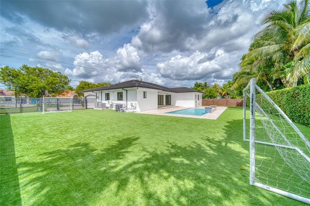 17265 SW 92nd Court, Palmetto Bay, FL 33157