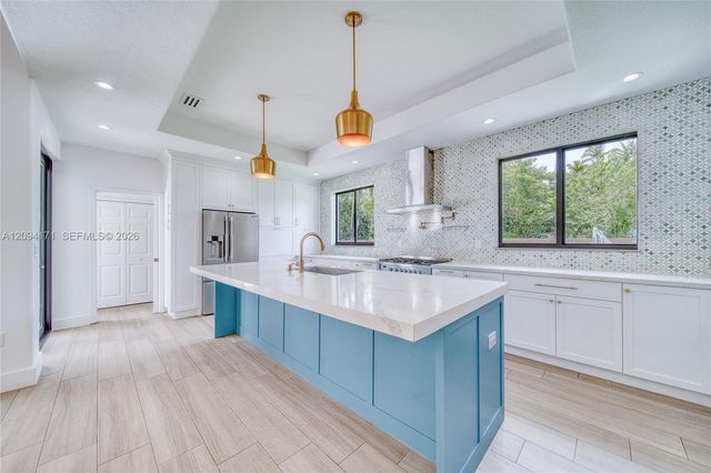 17265 SW 92nd Court, Palmetto Bay, FL 33157