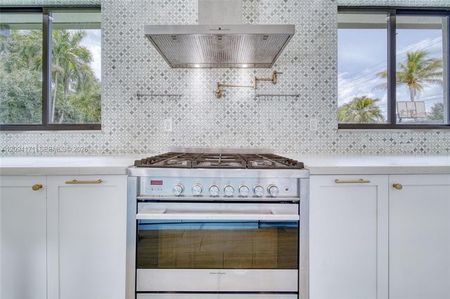 17265 SW 92nd Court, Palmetto Bay, FL 33157