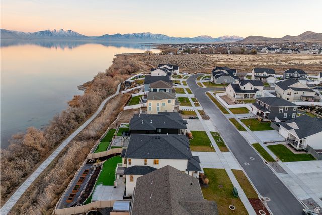 2944 S GREENHEAD DR, Saratoga Springs, UT 84045