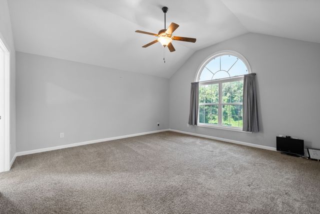 3771 Chapel Hill Rd, Clarksville, TN 37040