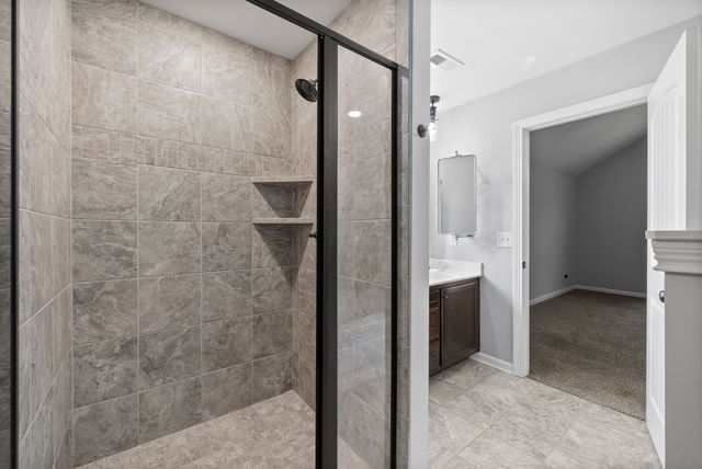 3771 Chapel Hill Rd, Clarksville, TN 37040