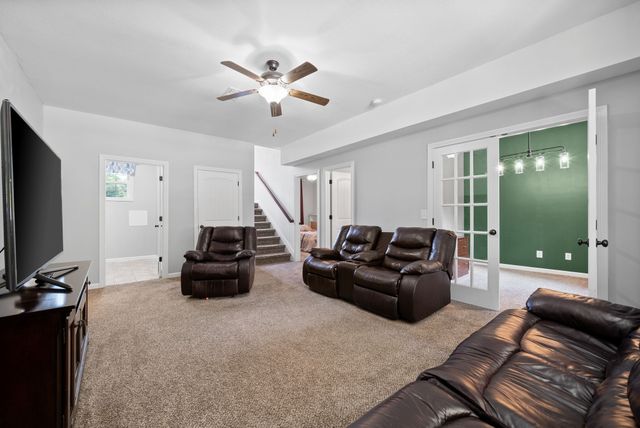 3771 Chapel Hill Rd, Clarksville, TN 37040