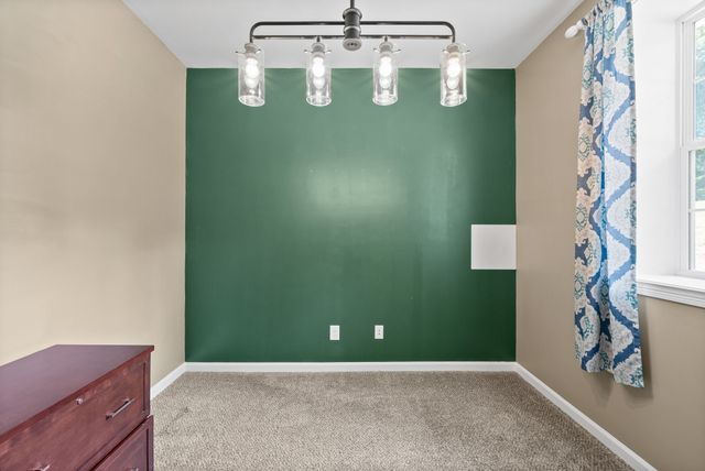 3771 Chapel Hill Rd, Clarksville, TN 37040