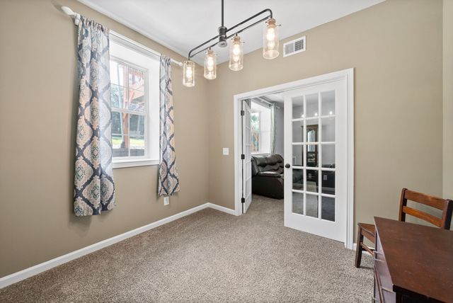 3771 Chapel Hill Rd, Clarksville, TN 37040