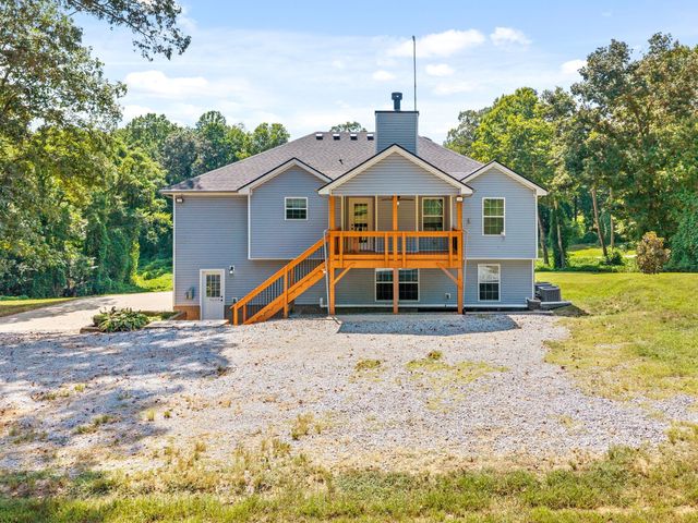 3771 Chapel Hill Rd, Clarksville, TN 37040