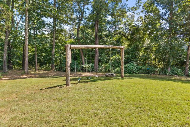 3771 Chapel Hill Rd, Clarksville, TN 37040