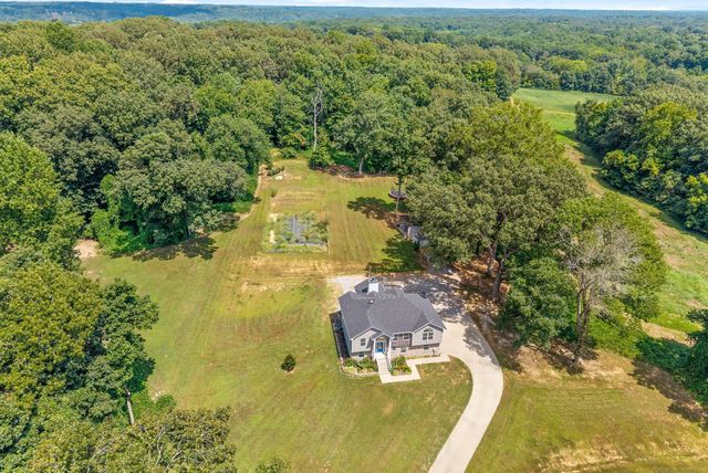 3771 Chapel Hill Rd, Clarksville, TN 37040