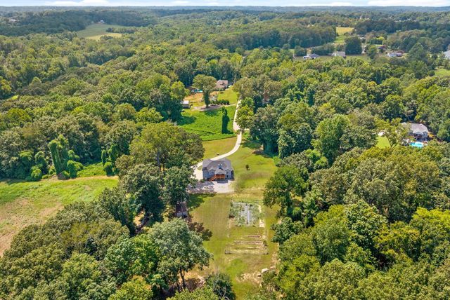 3771 Chapel Hill Rd, Clarksville, TN 37040