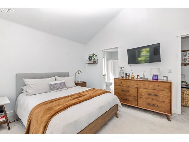 10272 Nw EDGEWOOD Dr, Portland, OR 97229