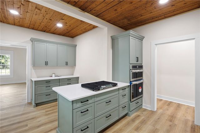 203 NW 1st Street, Atkins, AR 72823