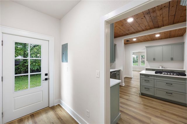 203 NW 1st Street, Atkins, AR 72823