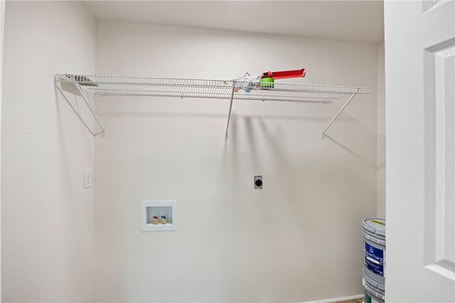 203 NW 1st Street, Atkins, AR 72823