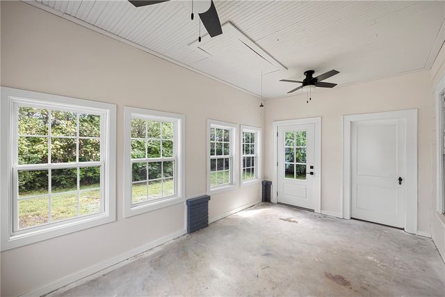 203 NW 1st Street, Atkins, AR 72823