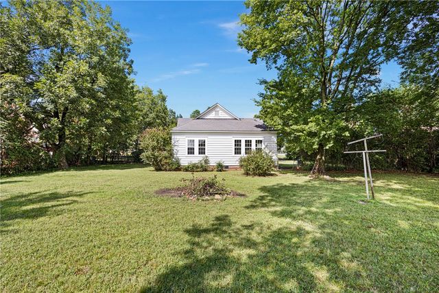 203 NW 1st Street, Atkins, AR 72823