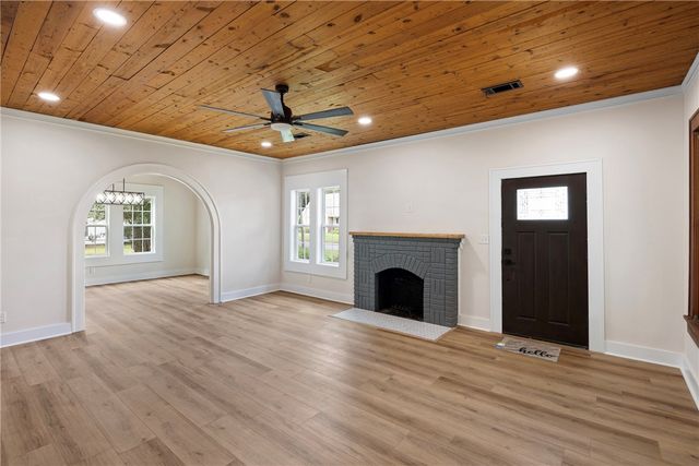 203 NW 1st Street, Atkins, AR 72823