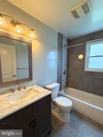 6825 WESTMORELAND RD, Falls Church, VA 22042