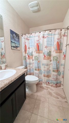 1660 W Nolte Farms Road, Seguin, TX 78155