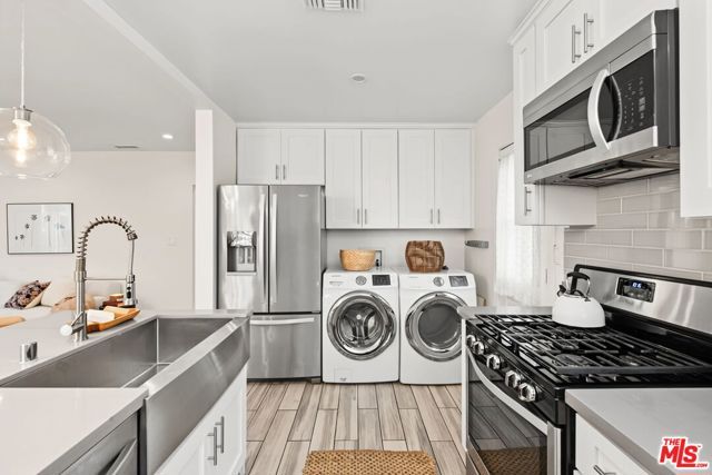 1418 N Maple Street, Burbank, CA 91505