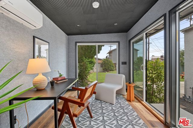1418 N Maple Street, Burbank, CA 91505
