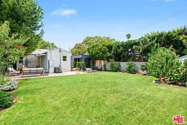 1418 N Maple Street, Burbank, CA 91505