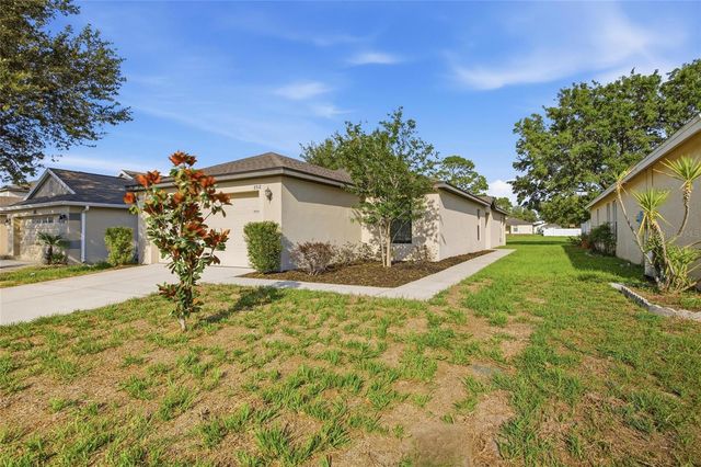8512 SILVERBELL LOOP, Brooksville, FL 34613