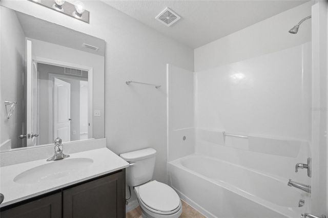 8512 SILVERBELL LOOP, Brooksville, FL 34613