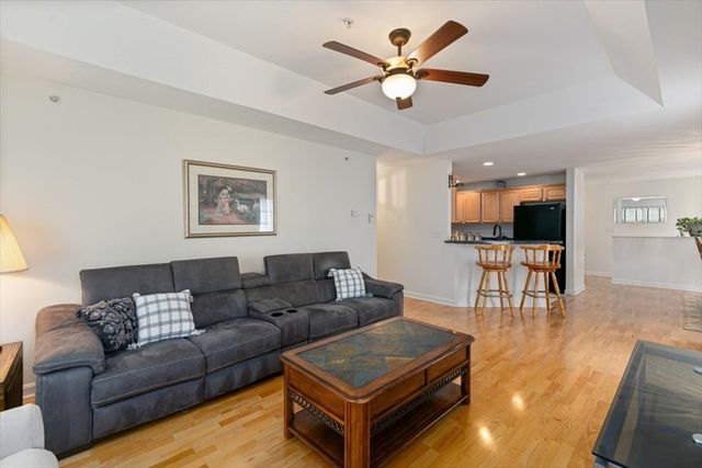 249 Salem Street 4, Reading, MA 01867