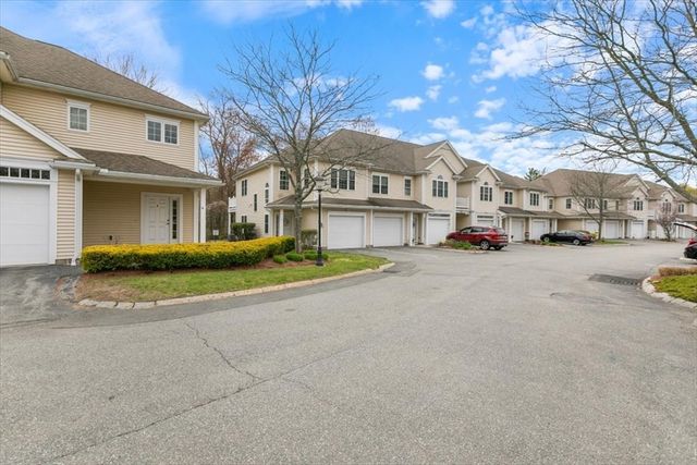 249 Salem Street 4, Reading, MA 01867