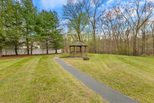 249 Salem Street 4, Reading, MA 01867