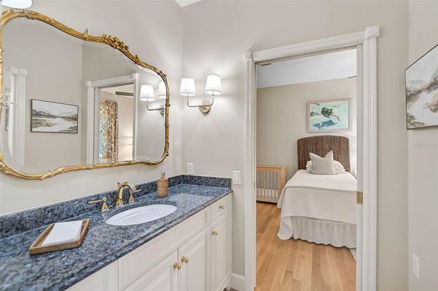 662 FERNWALK LANE, Osprey, FL 34229