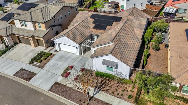 713 Harvest Drive, Madera, CA 93636