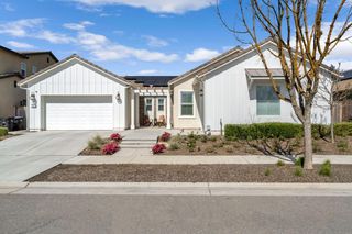 713 Harvest Drive, Madera, CA 93636