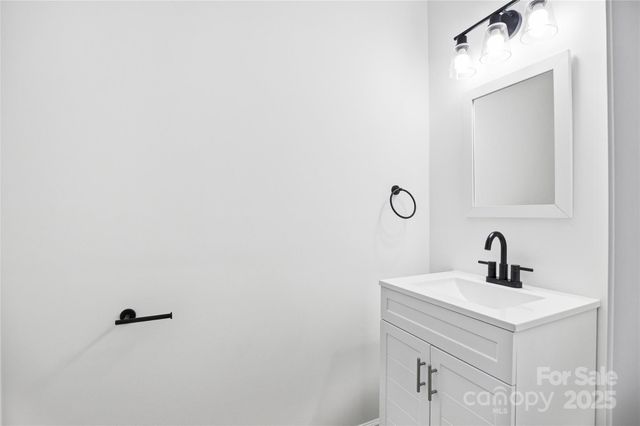 109 Vintage Woods Court, Shelby, NC 28150