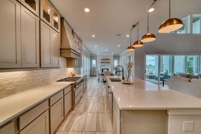 1783 Lake Crest Lane, Friendswood, TX 77546