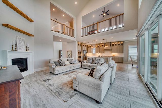 1783 Lake Crest Lane, Friendswood, TX 77546