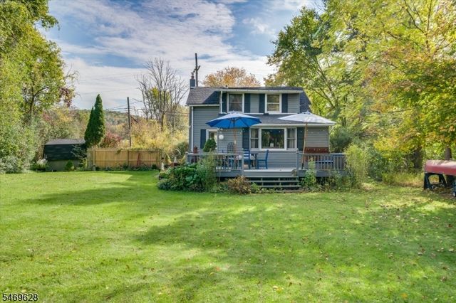 108 Bartley Rd, Washington Twp., NJ 07853