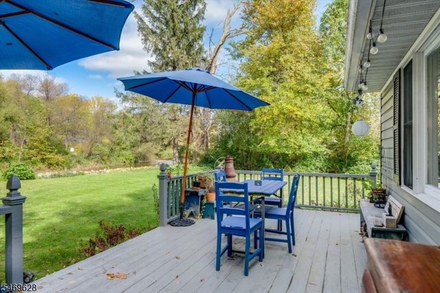 108 Bartley Rd, Washington Twp., NJ 07853