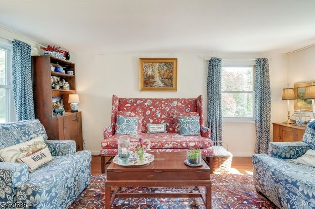 108 Bartley Rd, Washington Twp., NJ 07853