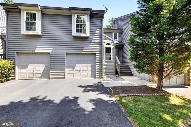 34 B CHICOPEE DR, Princeton, NJ 08540