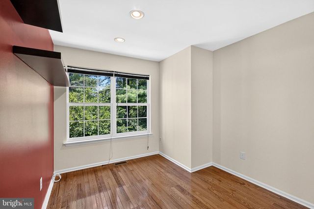 34 B CHICOPEE DR, Princeton, NJ 08540