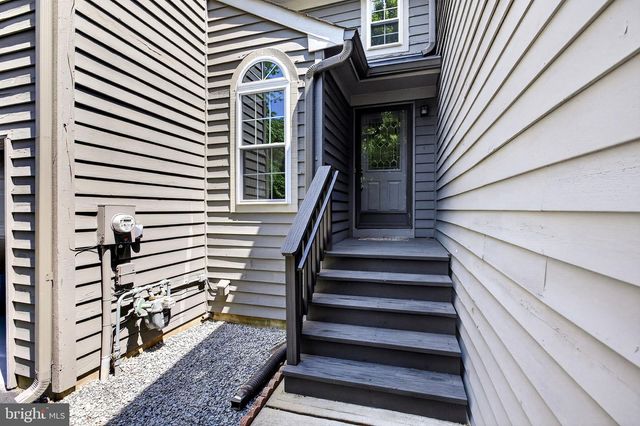34 B CHICOPEE DR, Princeton, NJ 08540