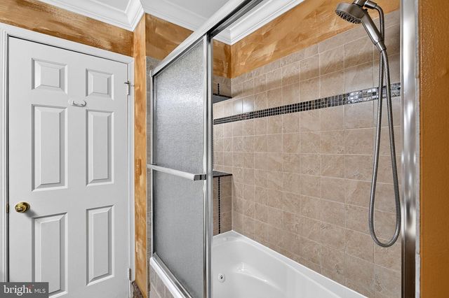 34 B CHICOPEE DR, Princeton, NJ 08540
