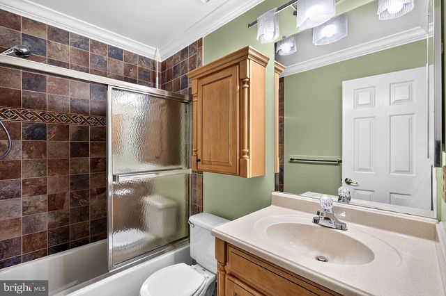34 B CHICOPEE DR, Princeton, NJ 08540
