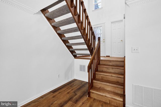 34 B CHICOPEE DR, Princeton, NJ 08540